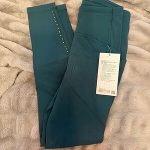 Lululemon Swift Speed Tight 28”